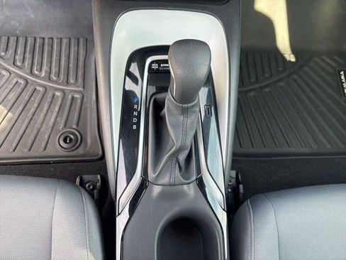 Used 2024 Toyota Corolla SE image 21