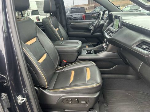 Used 2023 GMC Yukon AT4 w/ AT4 Premium Package image 28