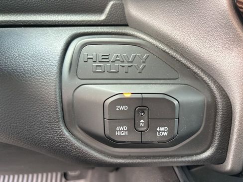 New 2026 RAM 2500 Laramie w/ Night Edition AWD/4WD image 24