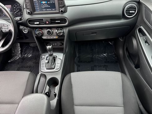 Used 2018 Hyundai Kona SEL FWD image 29