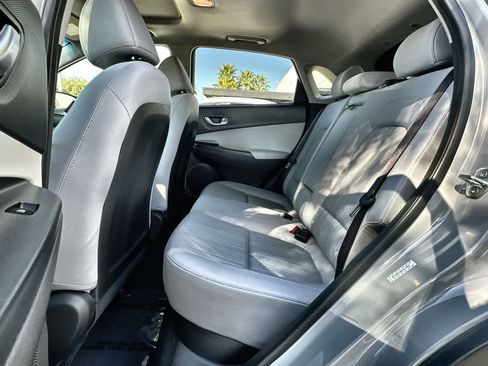 Used 2023 Hyundai Kona SEL w/ Convenience Package image 13