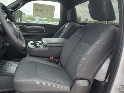 New 2025 RAM 5500 Tradesman image 17