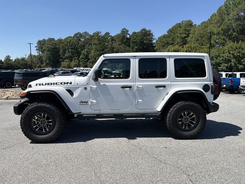 Used 2024 Jeep Wrangler Unlimited Rubicon 392 AWD/4WD image 4