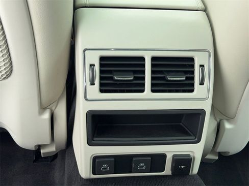 Used 2024 Jaguar XF R-Dynamic SE image 42