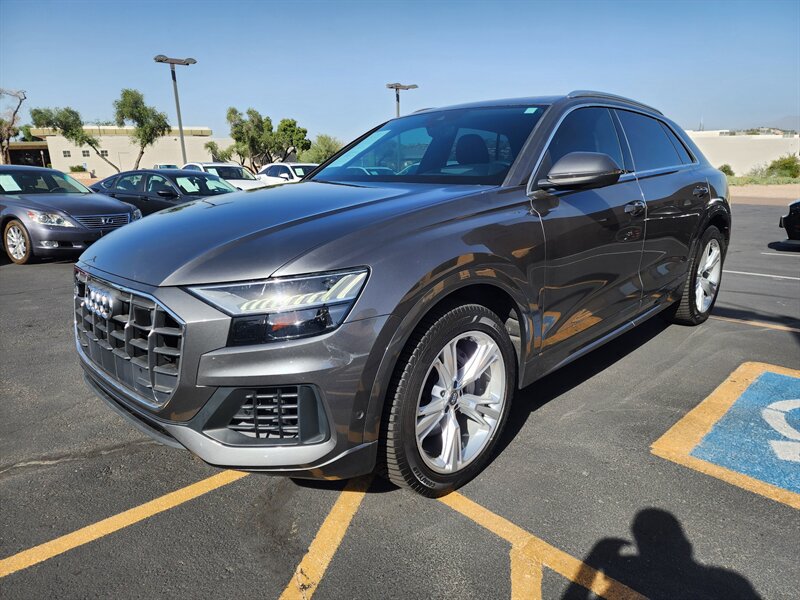 Used 2019 Audi Q8 Prestige w/ Luxury Package AWD/4WD image 7