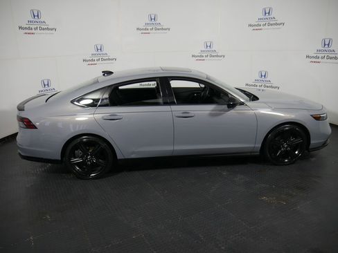Used 2024 Honda Accord Sport image 3