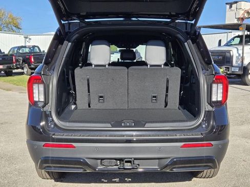 New 2026 Ford Explorer ST-Line RWD image 6