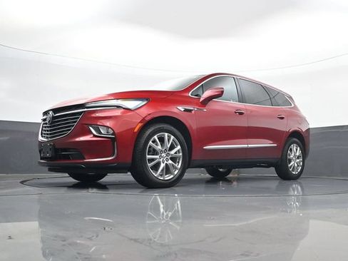 Used 2024 Buick Enclave Essence w/ Experience Buick Package AWD/4WD image 22
