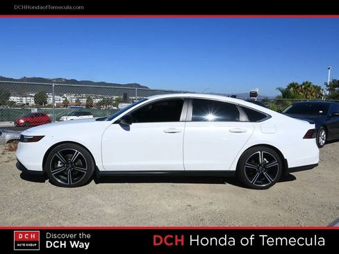 Used 2024 Honda Accord Sport image 4