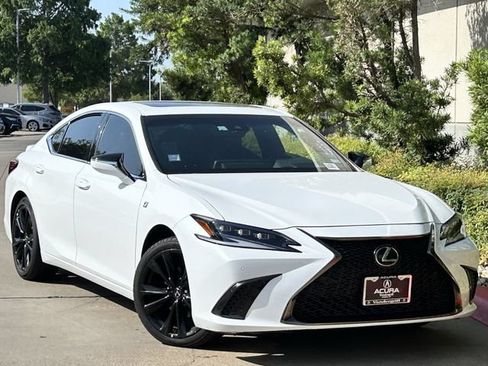 Used 2023 Lexus ES 350 F Sport w/ Accessory Package (Z2) FWD image 2