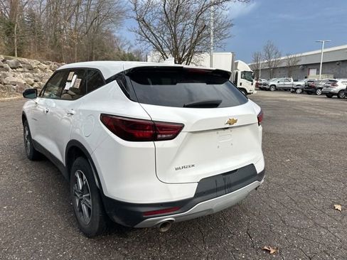 Used 2023 Chevrolet Blazer LT w/ Driver Confidence Package image 3