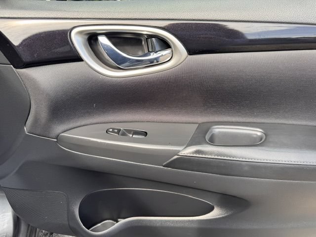 Used 2019 Nissan Sentra SV FWD image 19