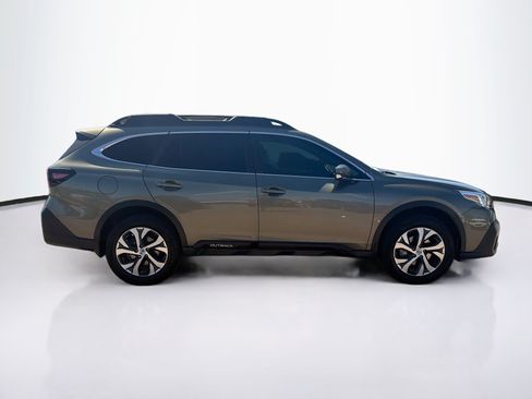Used 2022 Subaru Outback Limited XT w/ Popular Package #2 AWD/4WD image 10