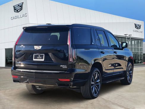 Certified 2022 Cadillac Escalade Sport RWD image 5
