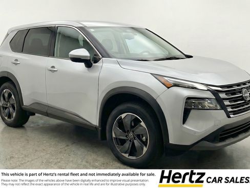 Used 2025 Nissan Rogue SV AWD/4WD image 1