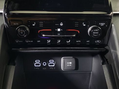 New 2025 Jeep Grand Cherokee Limited image 22