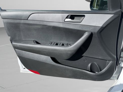 Used 2019 Hyundai Sonata SE image 24