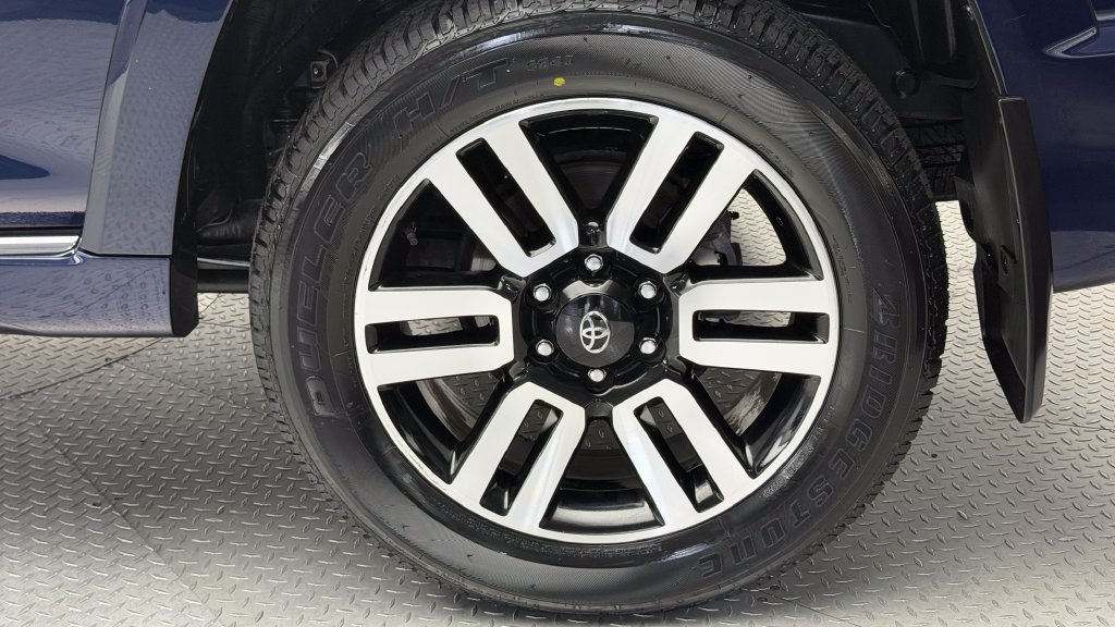 Used 2023 Toyota 4Runner Limited AWD/4WD image 6