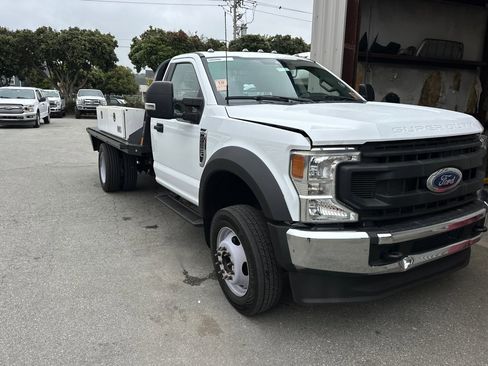 Used 2022 Ford F550 2WD Regular Cab Super Duty image 2