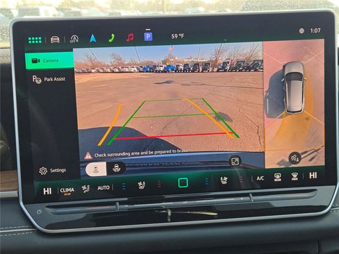 Used 2025 Volkswagen Tiguan SEL R-Line image 31