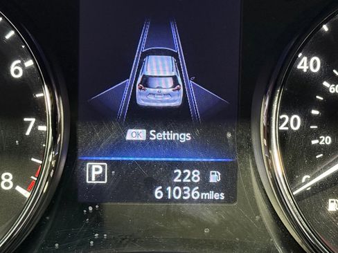 Used 2020 Nissan Rogue SV image 9