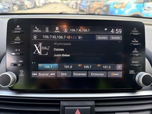Used 2020 Honda Accord EX image 31