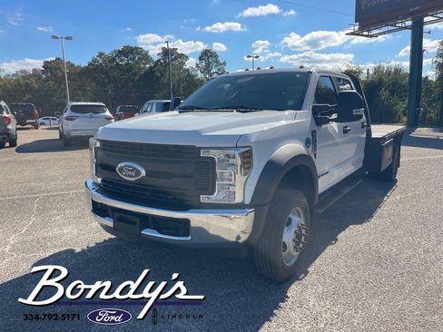 Used 2018 Ford F450 XL w/ Power Equipment Group image 4