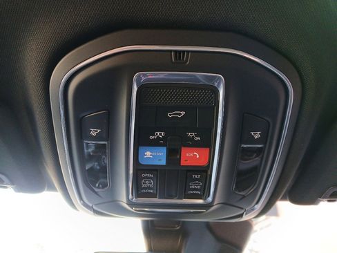 New 2025 Jeep Grand Cherokee Laredo X w/ Luxury Tech Group I image 45