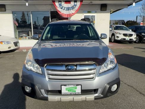 Used 2013 Subaru Outback 2.5i Limited w/ Moonroof Pkg AWD/4WD image 2