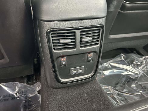 Used 2019 Dodge Charger Scat Pack w/ Daytona Edition Group image 16