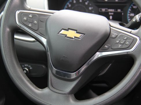 Used 2019 Chevrolet Equinox LS image 13