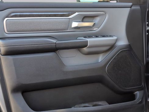 Used 2019 RAM 1500 Big Horn AWD/4WD image 15