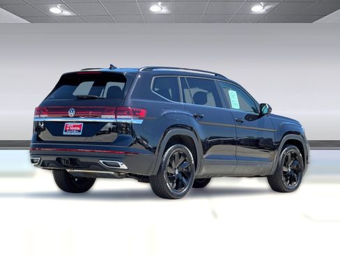 Used 2026 Volkswagen Atlas SE AWD/4WD image 9