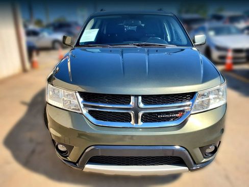 Used 2019 Dodge Journey SE w/ Premium Group FWD image 12