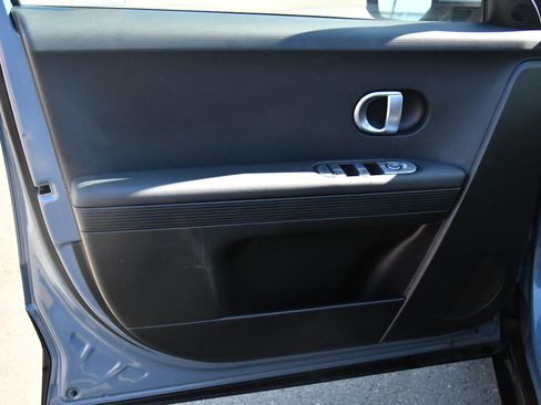 Used 2024 Hyundai Ioniq 5 SE RWD image 14