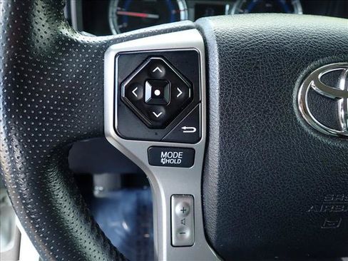 Used 2019 Toyota 4Runner SR5 AWD/4WD image 13
