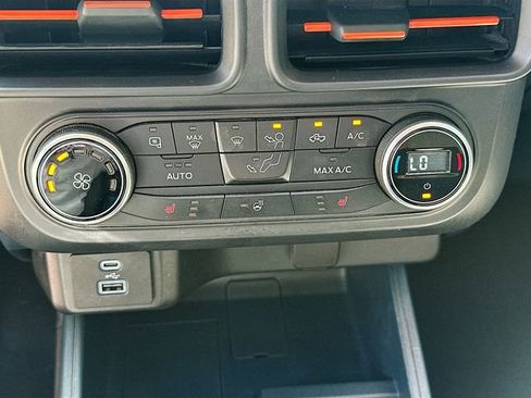 Used 2022 Ford Maverick XLT w/ Equipment Group 300A Standard AWD/4WD image 16