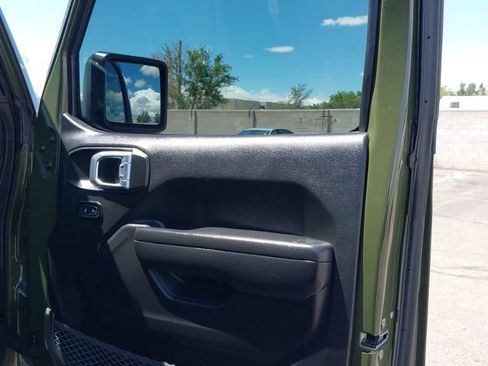 Used 2023 Jeep Wrangler Unlimited Rubicon 4xe w/ Safety Group AWD/4WD image 5