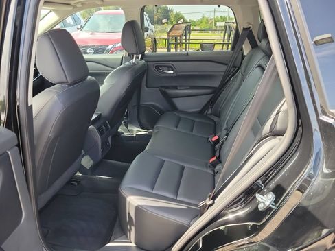 Certified 2024 Nissan Rogue SL w/ SL Premium Package FWD image 11