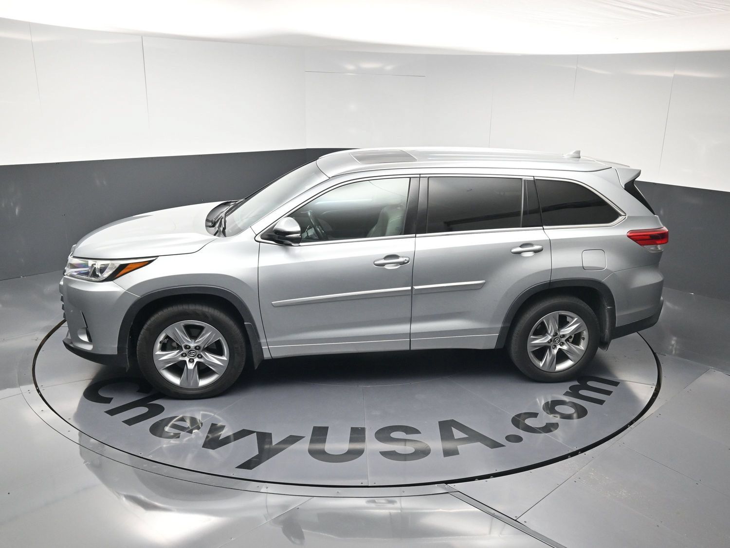 Used 2017 Toyota Highlander Limited w/ Protection Package #3 AWD/4WD image 20