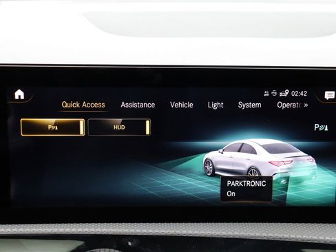 Used 2022 Mercedes-Benz CLA 35 AMG 4MATIC w/ AMG Performance Seat Package image 39