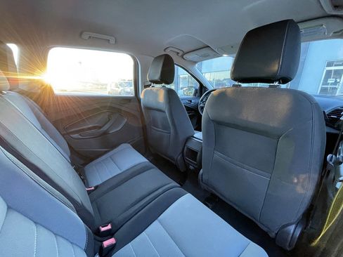 Used 2017 Ford Escape S image 17