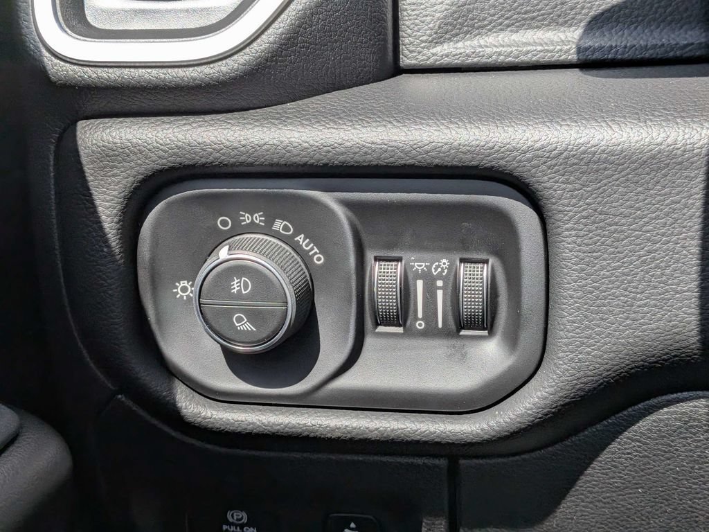 New 2026 RAM 1500 Big Horn AWD/4WD image 23