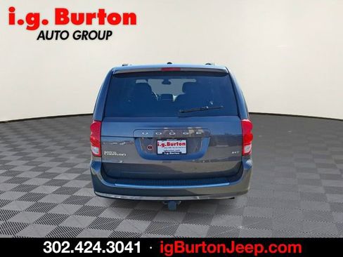 Used 2019 Dodge Grand Caravan SXT image 5