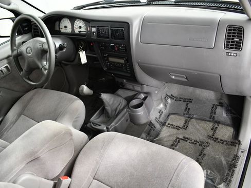Used 2003 Toyota Tacoma 2WD Xtracab image 18