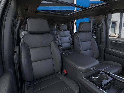 New 2026 Chevrolet Suburban RST w/ Comfort Package RWD image 16