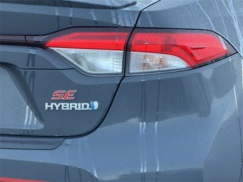 Used 2023 Toyota Corolla SE image 9