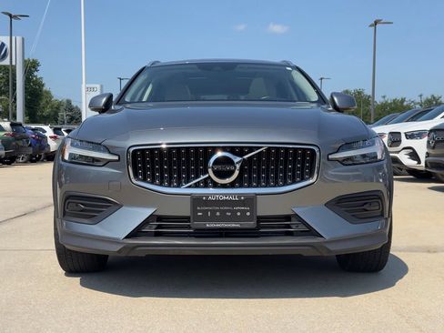 Used 2020 Volvo V60 T5 Cross Country w/ Protection Package Premier AWD/4WD image 10