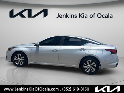 Used 2022 Nissan Altima 2.5 S w/ Driver Assist Package FWD image 6