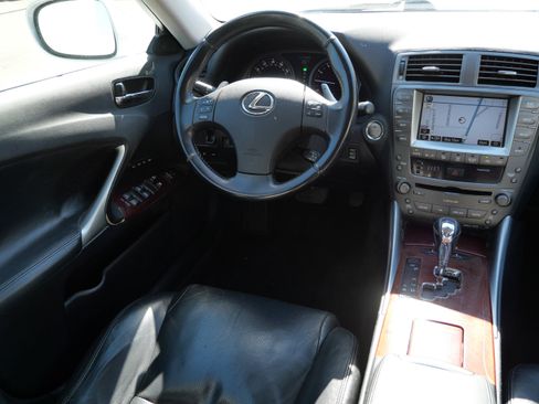 Used 2008 Lexus IS 250 AWD image 9